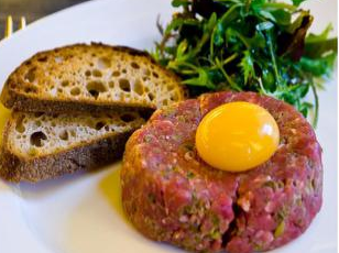 Steak tartare op klassieke wijze